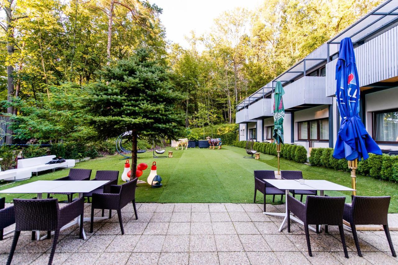 Hotel Veverica Trenčín Екстериор снимка